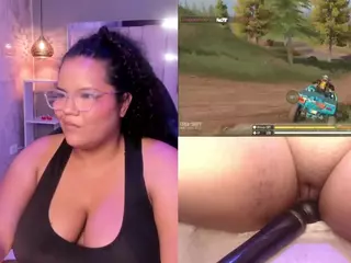 Mhia-Rey's Live Sex Cam Show