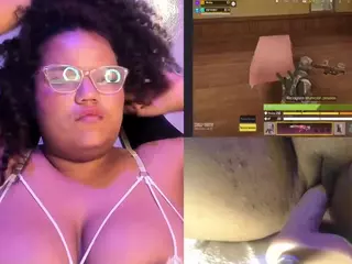 Mhia-Rey's Live Sex Cam Show