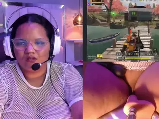 Mhia-Rey's Live Sex Cam Show