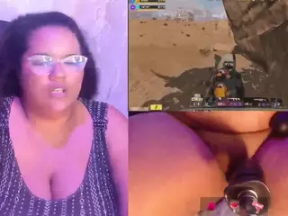 Mhia-Rey's Live Sex Cam Show