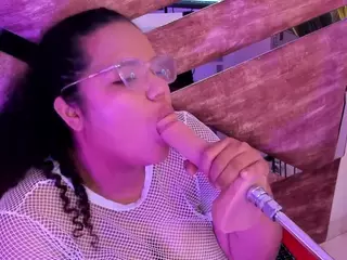 Mhia-Rey's Live Sex Cam Show