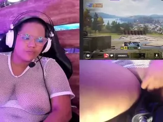 Mhia-Rey's Live Sex Cam Show
