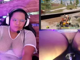 Mhia-Rey's Live Sex Cam Show