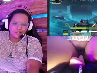 Mhia-Rey's Live Sex Cam Show