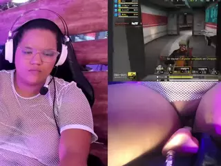 Mhia-Rey's Live Sex Cam Show