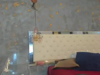 Viiolett's Live Sex Cam Show