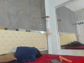 Viiolett's Live Sex Cam Show