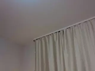 Kira's Live Sex Cam Show