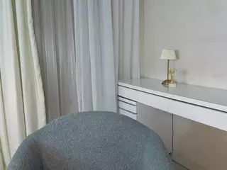Kira's Live Sex Cam Show
