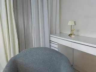 Kira's Live Sex Cam Show
