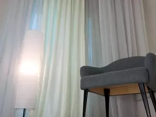 Kira's Live Sex Cam Show