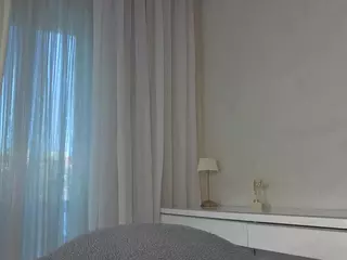 Kira's Live Sex Cam Show