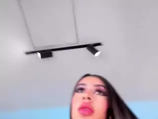 LeahLombardi's Live Sex Cam Show
