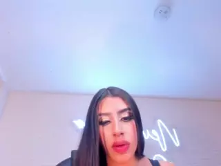 LeahLombardi's Live Sex Cam Show