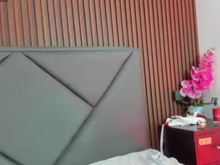 malu-03x's Live Sex Cam Show