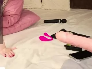 Mia's Live Sex Cam Show