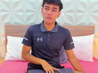 Nix-Peach's Live Sex Cam Show