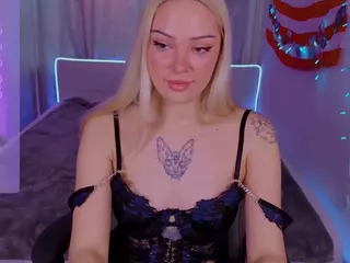 AleksaCandy's Live Sex Cam Show