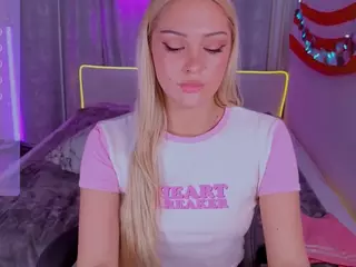 AleksaCandy's Live Sex Cam Show