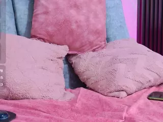 YesyHills's Live Sex Cam Show
