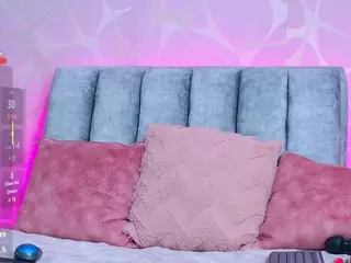YesyHills's Live Sex Cam Show