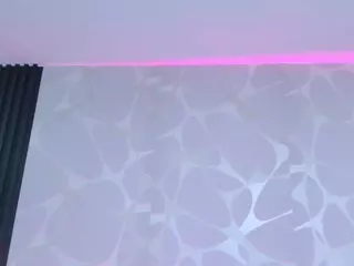 YesyHills's Live Sex Cam Show