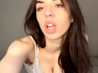 HildAcuff's Live Sex Cam Show