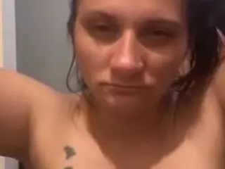 Streetkinkyliciois's Live Sex Cam Show