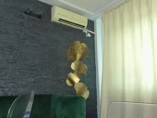 MissFrancesca's Live Sex Cam Show