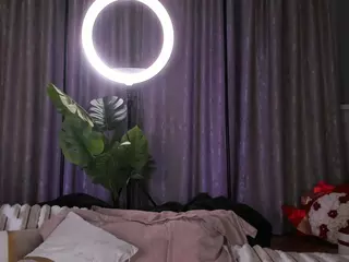 SilviaNappi's Live Sex Cam Show