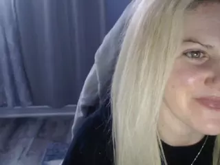 Bellastar84's Live Sex Cam Show
