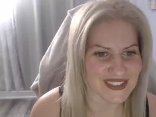 Bellastar84's Live Sex Cam Show