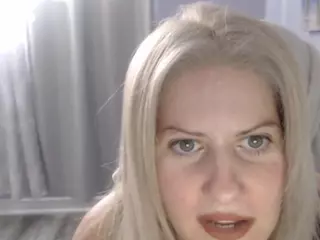 Bellastar84's Live Sex Cam Show