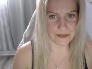Bellastar84's Live Sex Cam Show