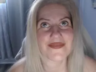 Bellastar84's Live Sex Cam Show