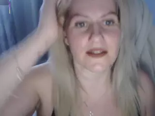 Bellastar84's Live Sex Cam Show