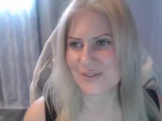 Bellastar84's Live Sex Cam Show