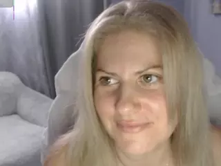 Bellastar84's Live Sex Cam Show