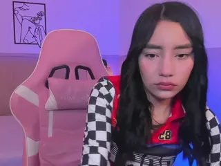 candytaylo2's Live Sex Cam Show