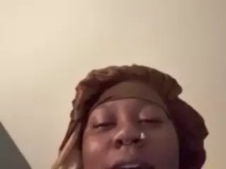 dede19's Live Sex Cam Show