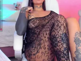 Hinata-01's Live Sex Cam Show