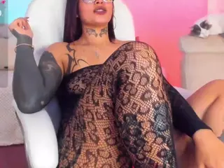Hinata-01's Live Sex Cam Show