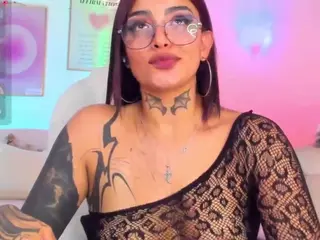 Hinata-01's Live Sex Cam Show