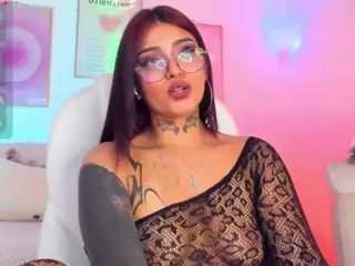 Hinata-01's Live Sex Cam Show