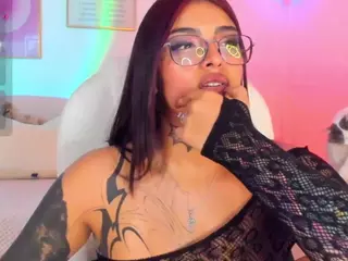 Hinata-01's Live Sex Cam Show