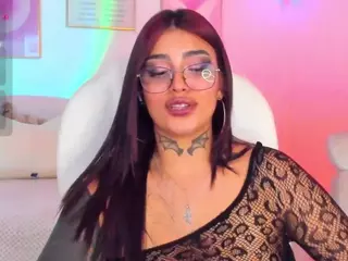 Hinata-01's Live Sex Cam Show