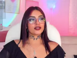 Hinata-01's Live Sex Cam Show