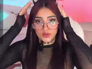 Hinata-01's Live Sex Cam Show