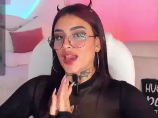 Hinata-01's Live Sex Cam Show
