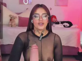 Hinata-01's Live Sex Cam Show